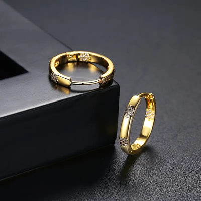 Copper Inlaid Zircon Retro Versatile Round Earrings For Women