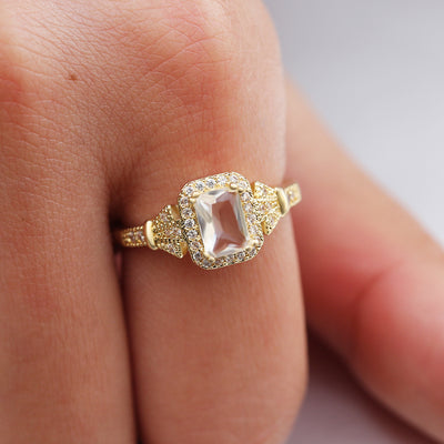 Women's Simple And Fashionable Square Zirconia Micro-set Ring