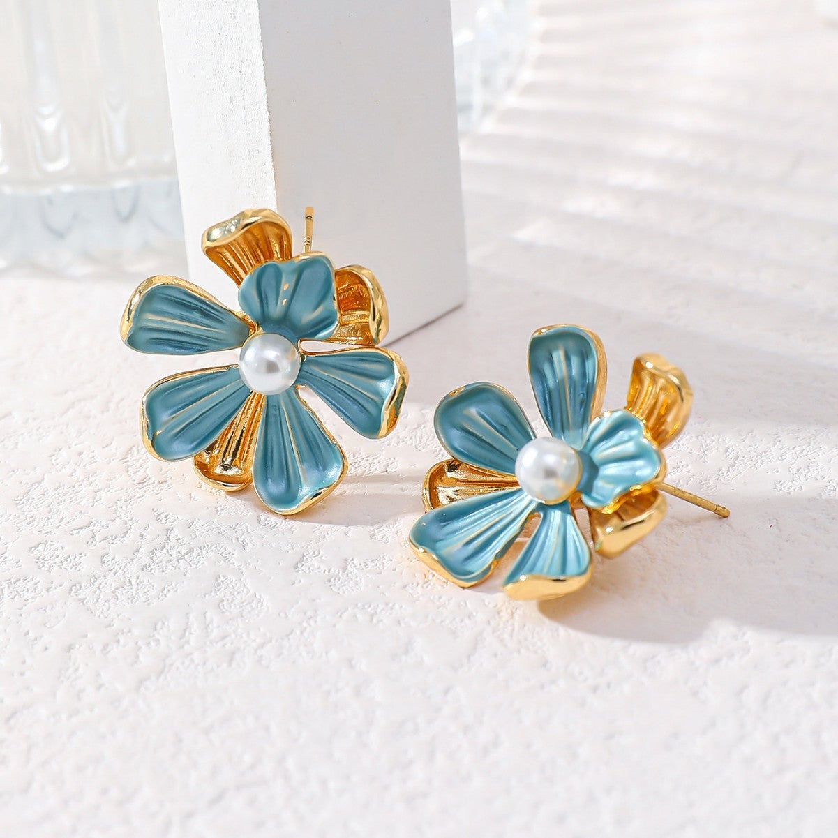 Flower Pearl Light Luxury Versatile Earrings