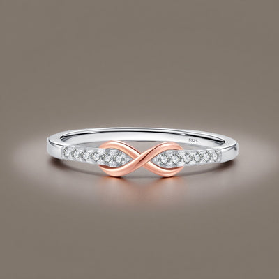 S925 Stamped Women's Ring Lucky 8 With Zirconia